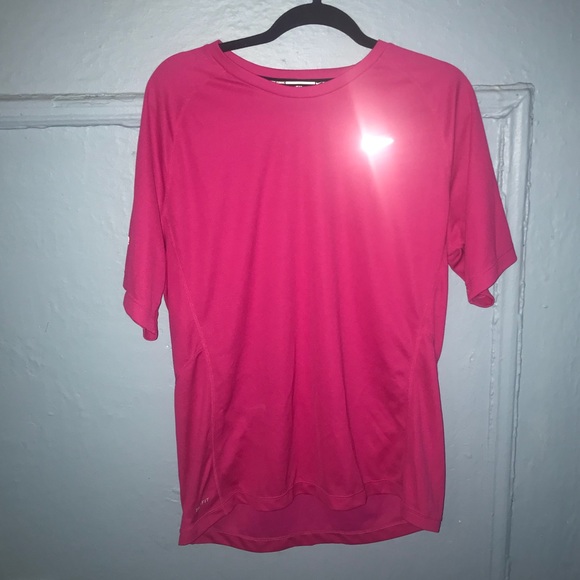 mens pink nike dri fit shirt